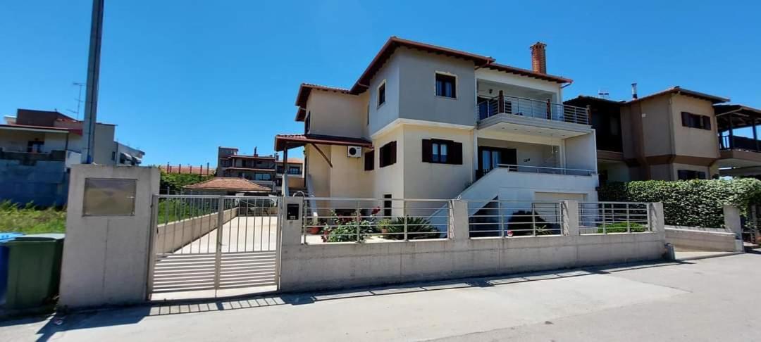 Milias Apartment'S Иерисос Екстериор снимка